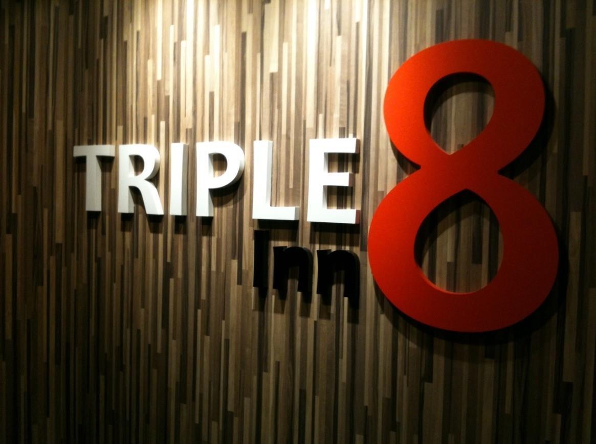 Triple 8 Inn Bangkok Exterior foto